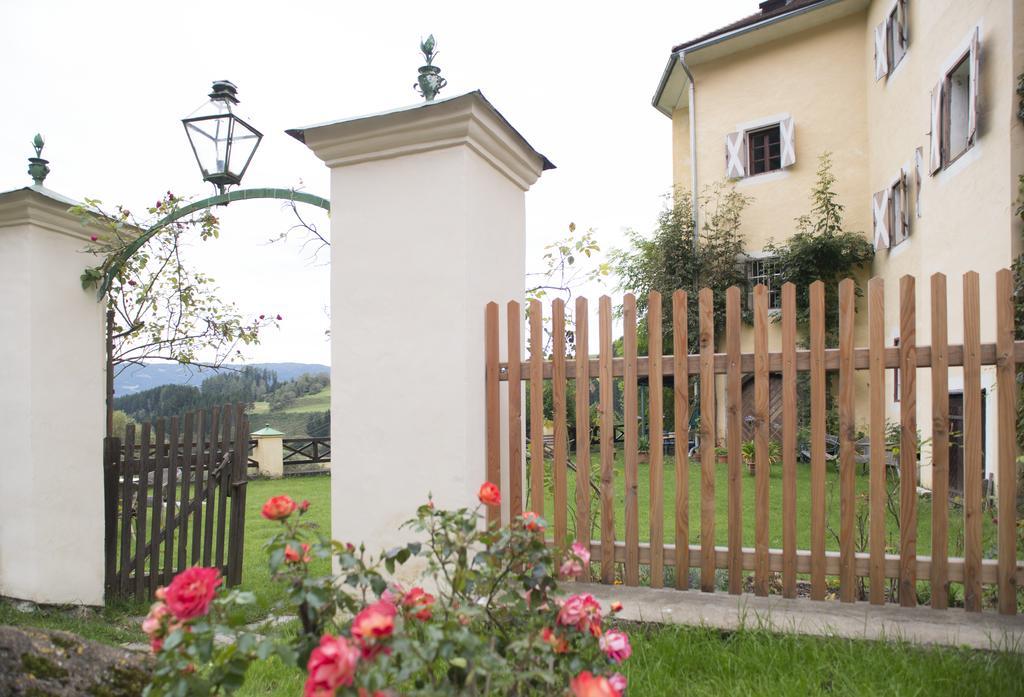 Hotel Landsitz Pichlschloss Neumarkt in Steiermark Екстериор снимка